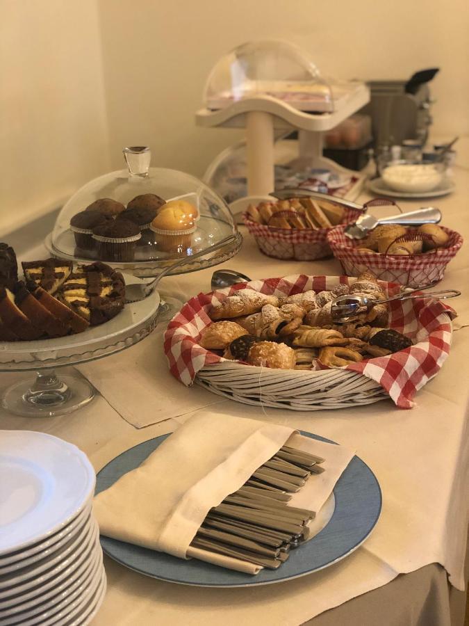 Poggio Degli Olivi Bed & Breakfast